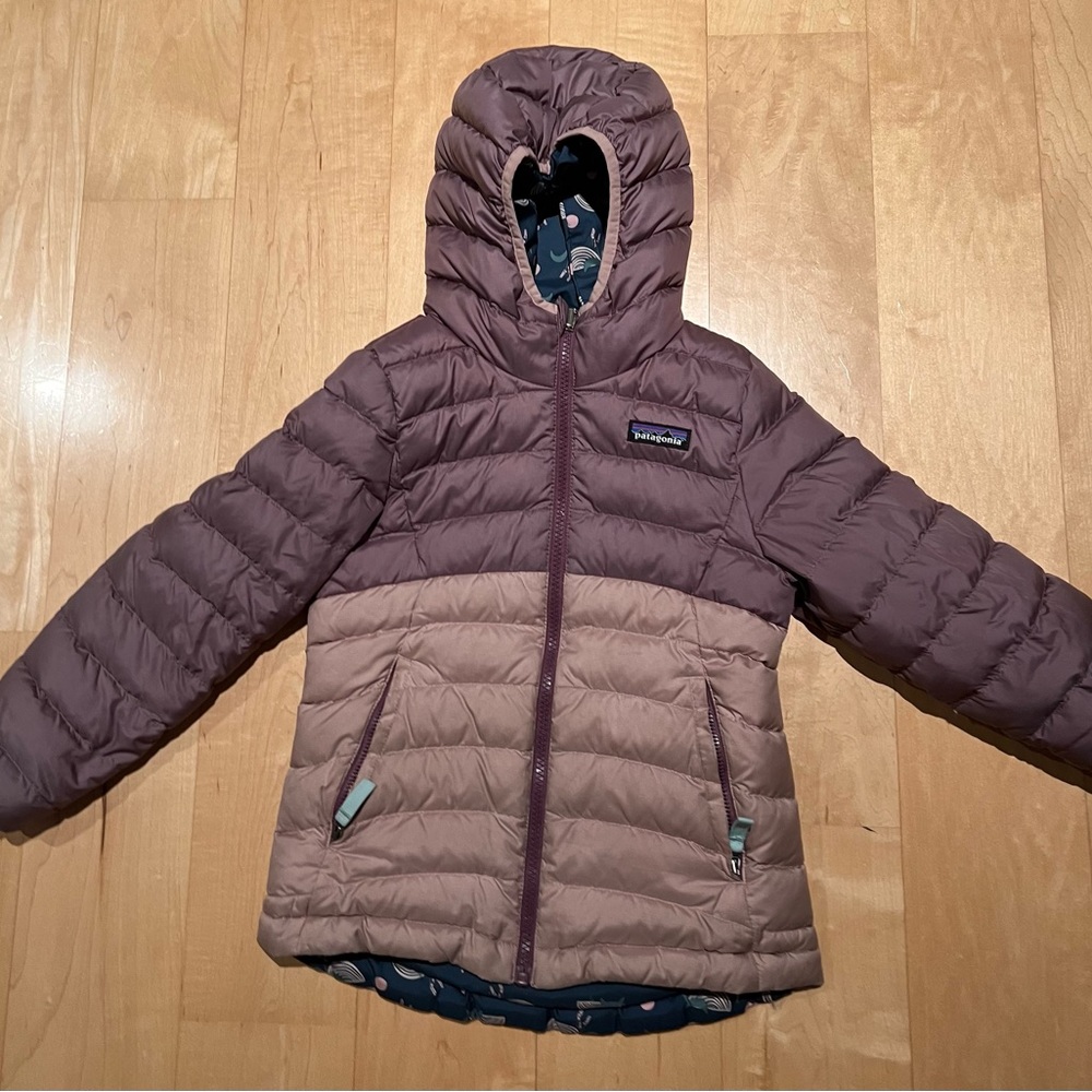 Patagonia Kids' Reversible Down Sweater Hoody Size Small (7-8)
